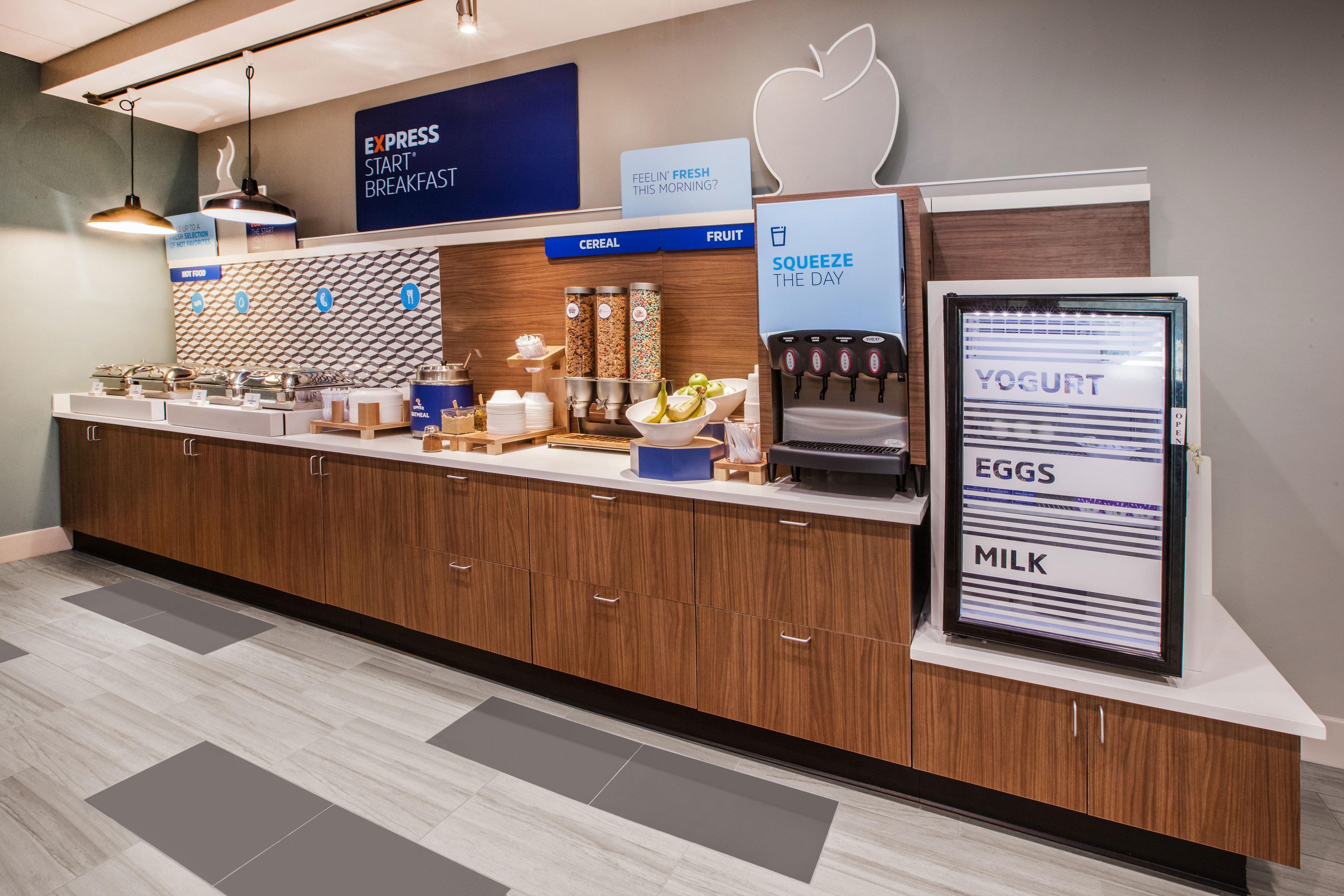 Holiday Inn Express & Suites Brady By Ihg Εξωτερικό φωτογραφία