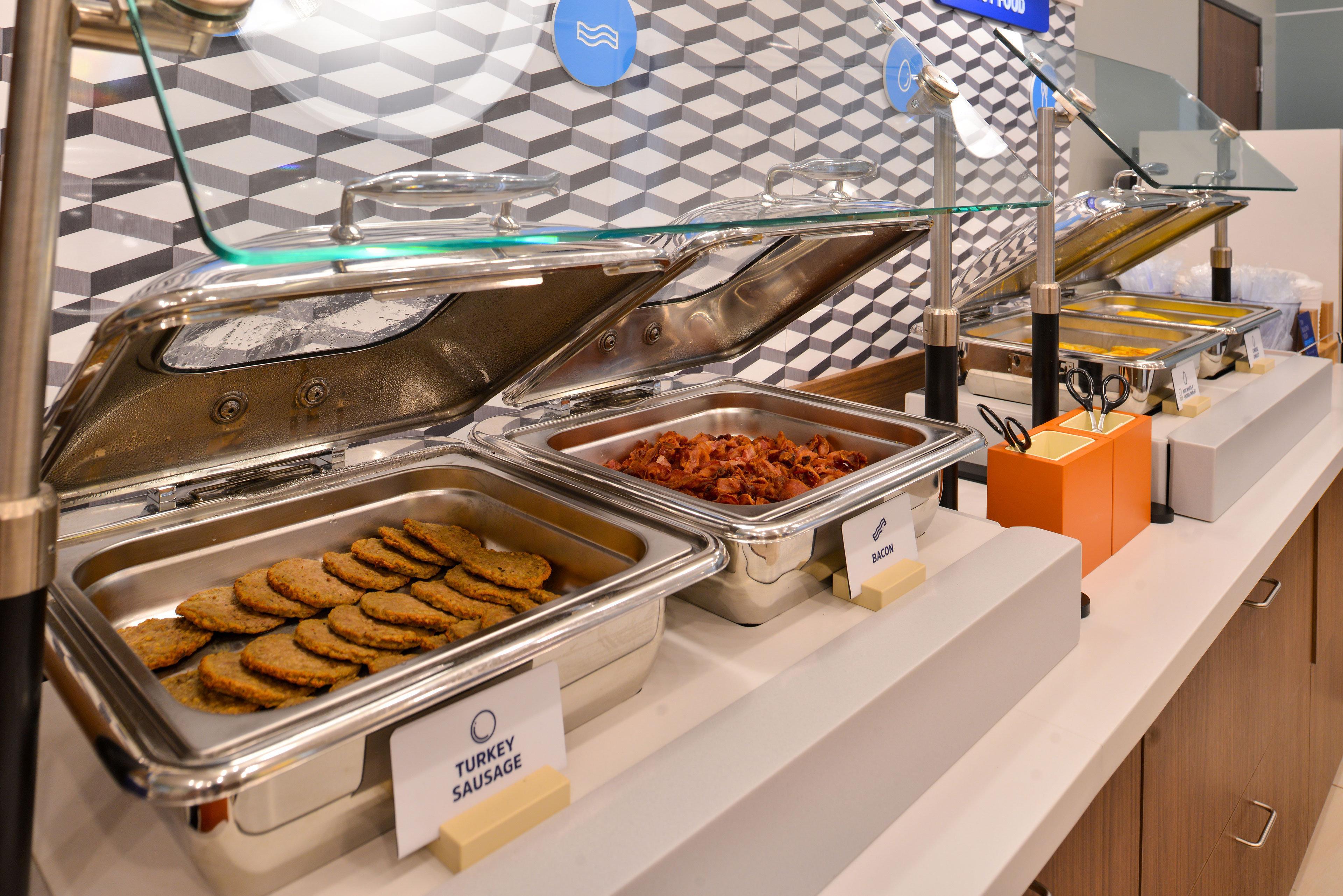 Holiday Inn Express & Suites Brady By Ihg Εξωτερικό φωτογραφία